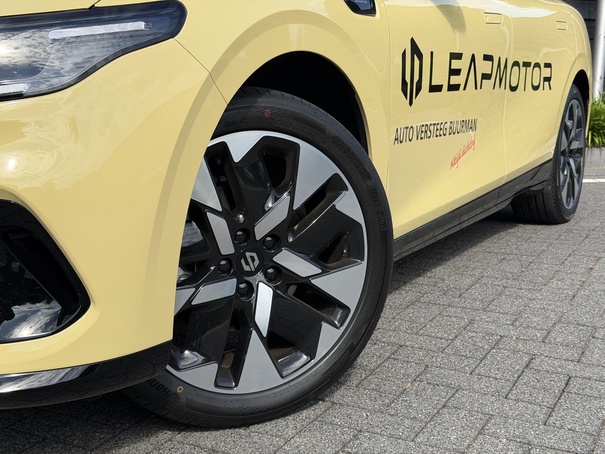 Leapmotor B05 Design ProMax 67.1 kWh 218PK Automaat Navigati, Auto's, Leapmotor, 12 maanden, Achterwielaandrijving, Gebruikt, Overige modellen