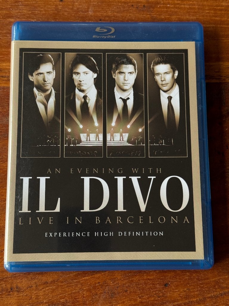 blu-ray iL Divo live in Barcelona, Ophalen of Verzenden, Zo goed als nieuw, Muziek en Concerten