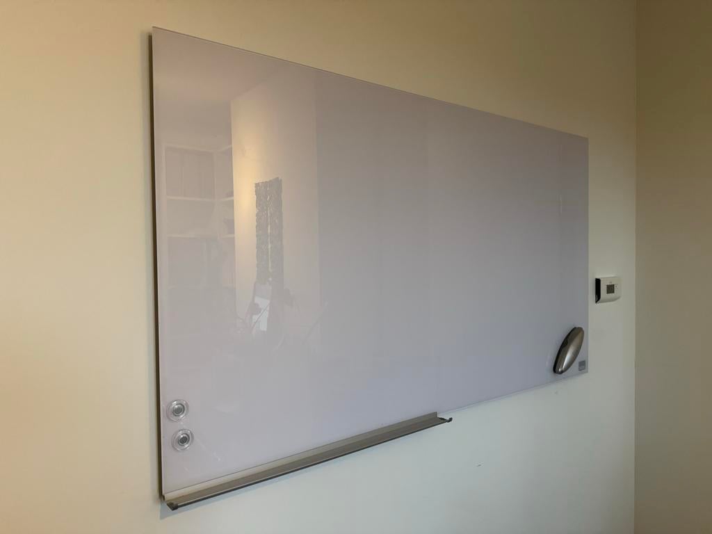 Nobo glasbord wit 126 x 71,1 cm inclusief wisser, Ophalen, Gebruikt, Whiteboard