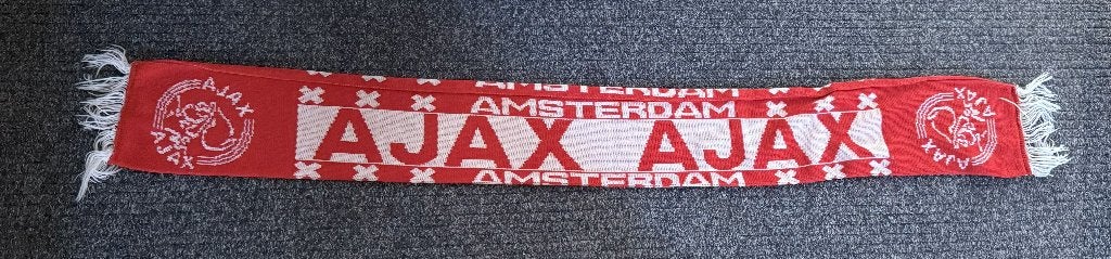 Ajax Amsterdam Sjaal, Verzamelen, Sportartikelen en Voetbal, Ophalen of Verzenden, Gebruikt, Ajax, Vaantje of Sjaal