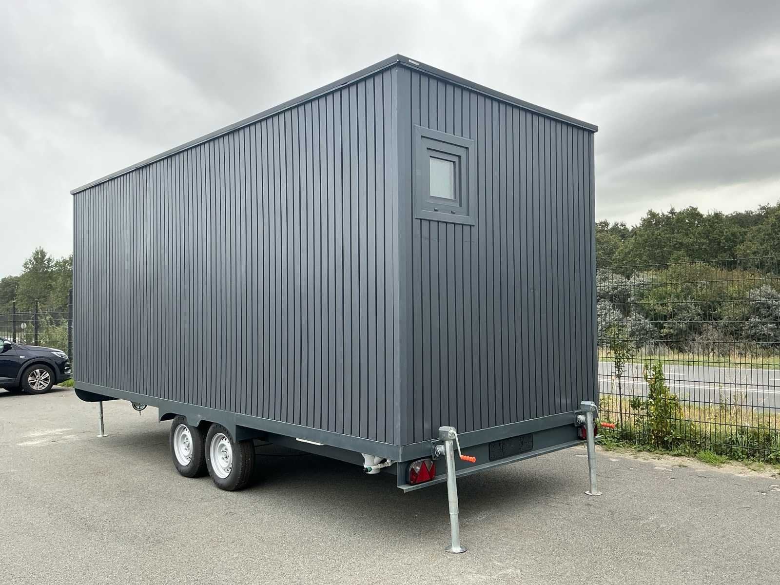 Tiny house