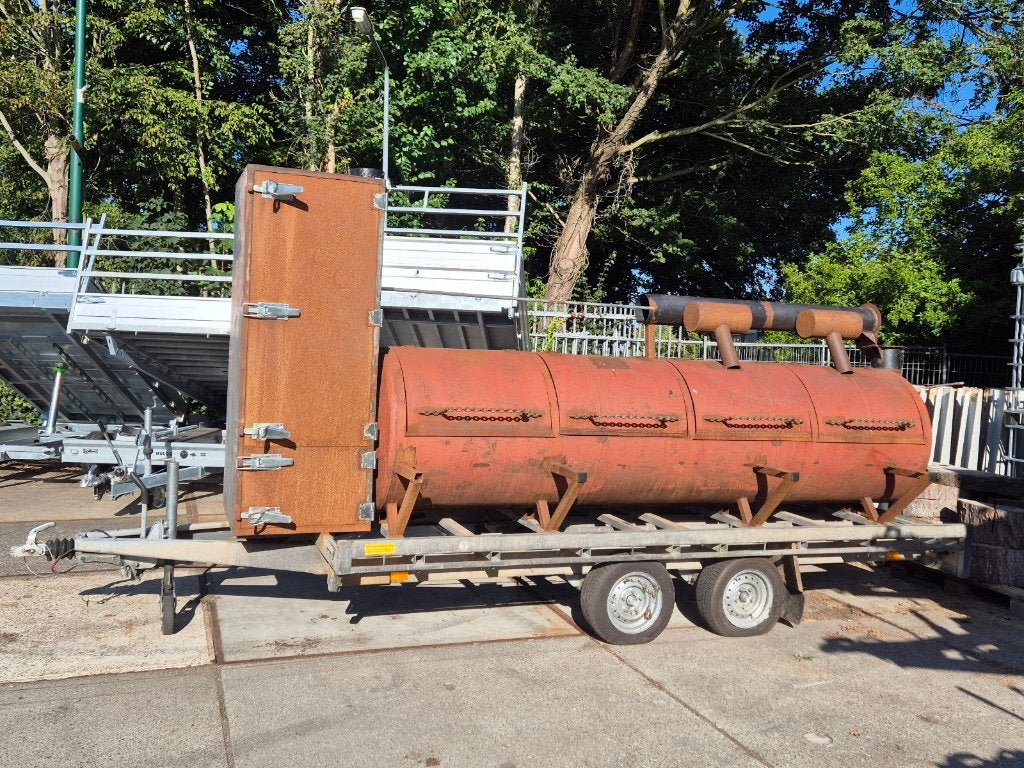 BBQ Aanhangwagen met rookton, Ophalen, Gebruikt