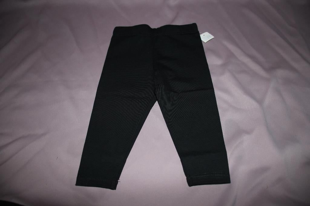 Handgemaakte meisjes legging broek zwart gekleurd maat 80, Ophalen of Verzenden, Nieuw, Meisje, Broekje
