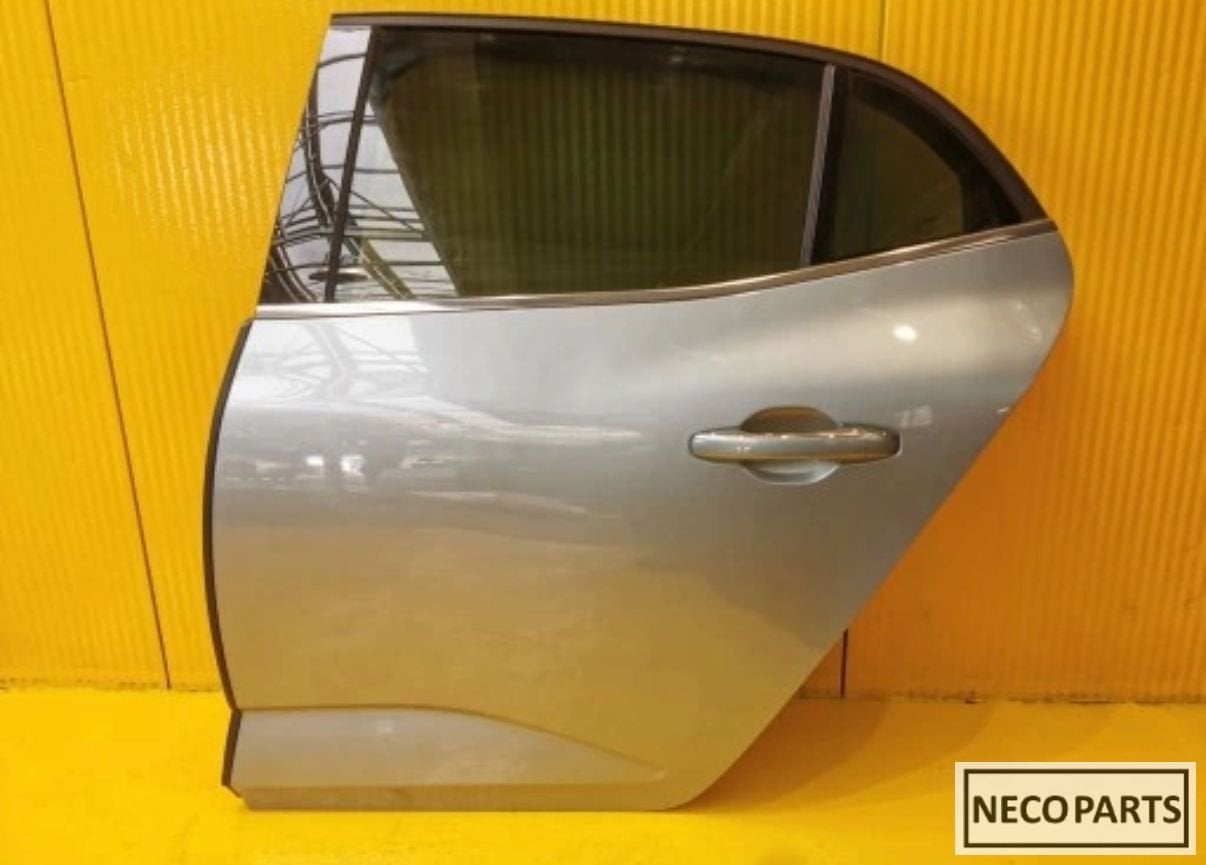 RENAULT MEGANE IV PORTIER DEUR LINKS ACHTER KQD ORIGINEEL, Gebruikt, Renault, -, Ophalen of Verzenden