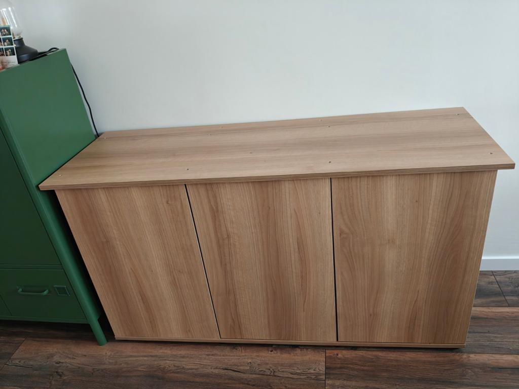 Aquarium kast met 3 deuren, Ophalen, 100 tot 150 cm, 25 tot 50 cm, Gebruikt