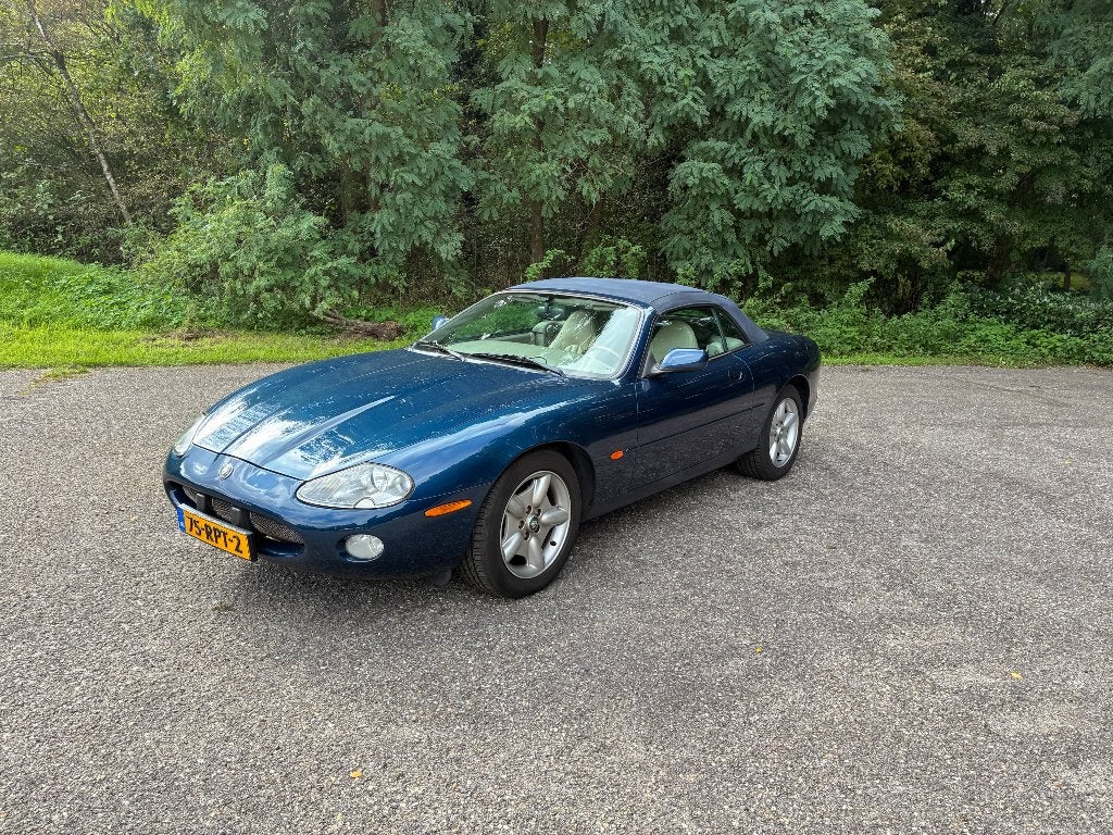 Jaguar XK 4.0 Convertible 1996 Blauw, Auto's, Achterwielaandrijving, 8 cilinders, Cabriolet, Particulier