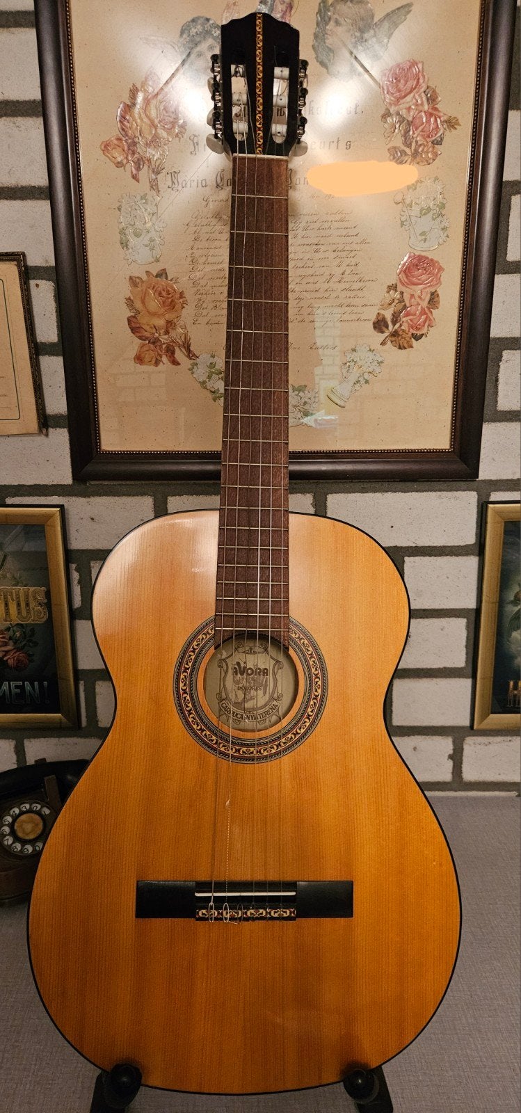 Akoestische gitaar, Ophalen, Klassieke of Spaanse gitaar