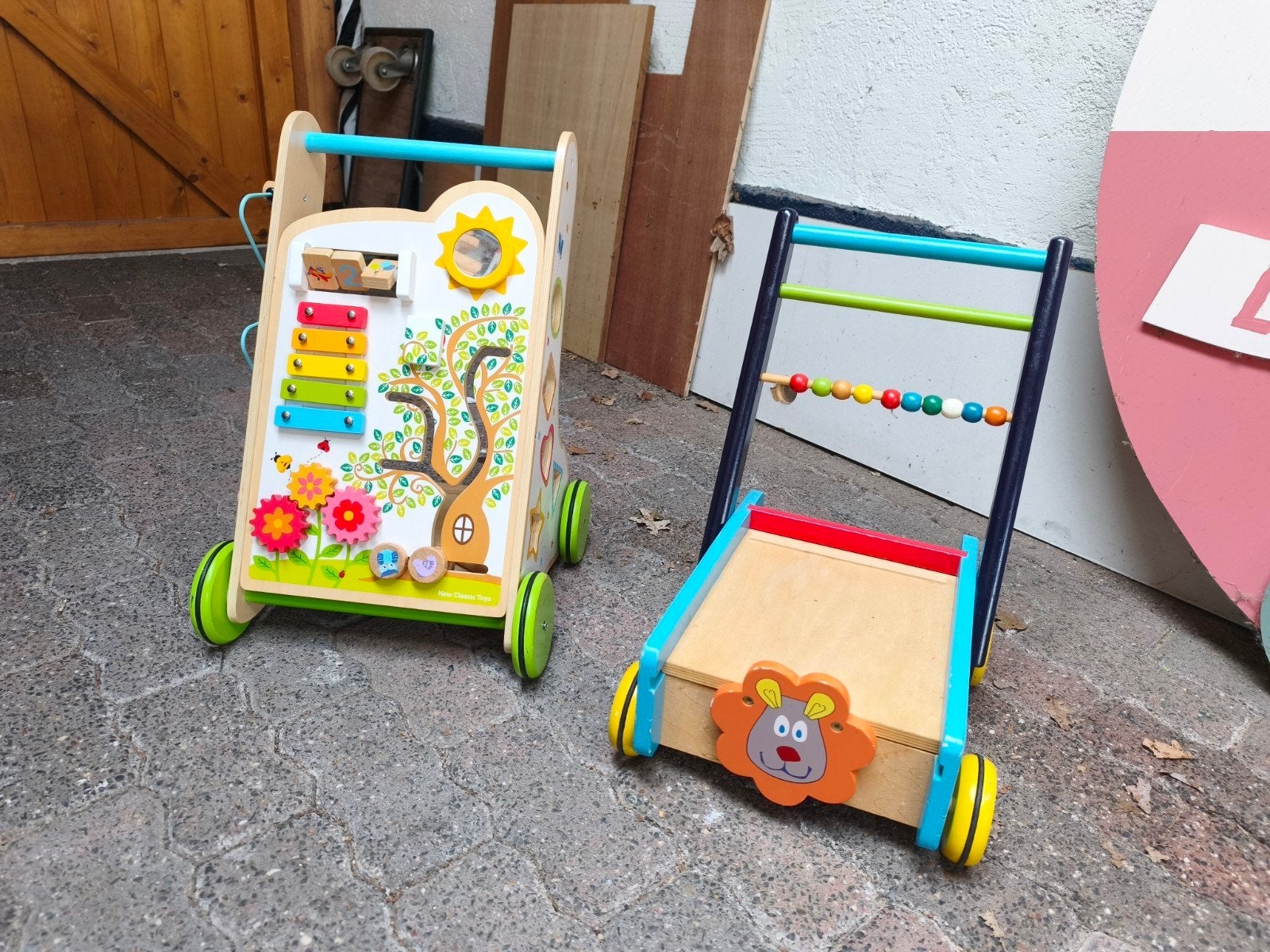 Houten loopwagen met houten blokken speelgoed, Ophalen of Verzenden, Gebruikt, Overige typen