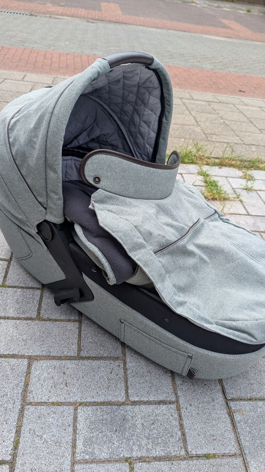 Luxe Reiswieg Mutsy Igo Farmer, Zo goed als nieuw, Met reiswieg, Ophalen, Kinderwagen