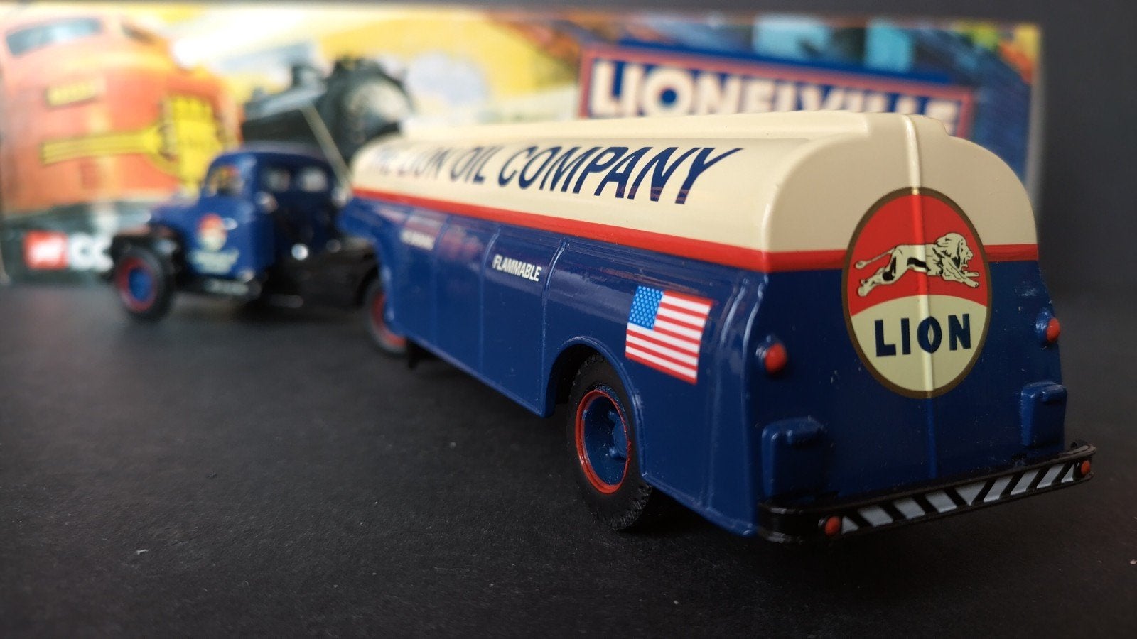 Diamond T 620 Lionelville Lion oil 1:50 Corgi Po, Nieuw, M, Bus of Vrachtwagen, M