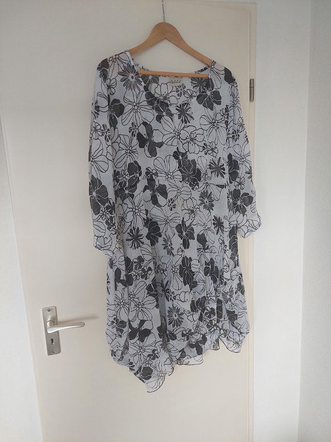 OPHILIA JURK MAAT 2, Kleding | Dames, Maat 38/40 (M), Overige kleuren, Ophalen of Verzenden, Zo goed als nieuw