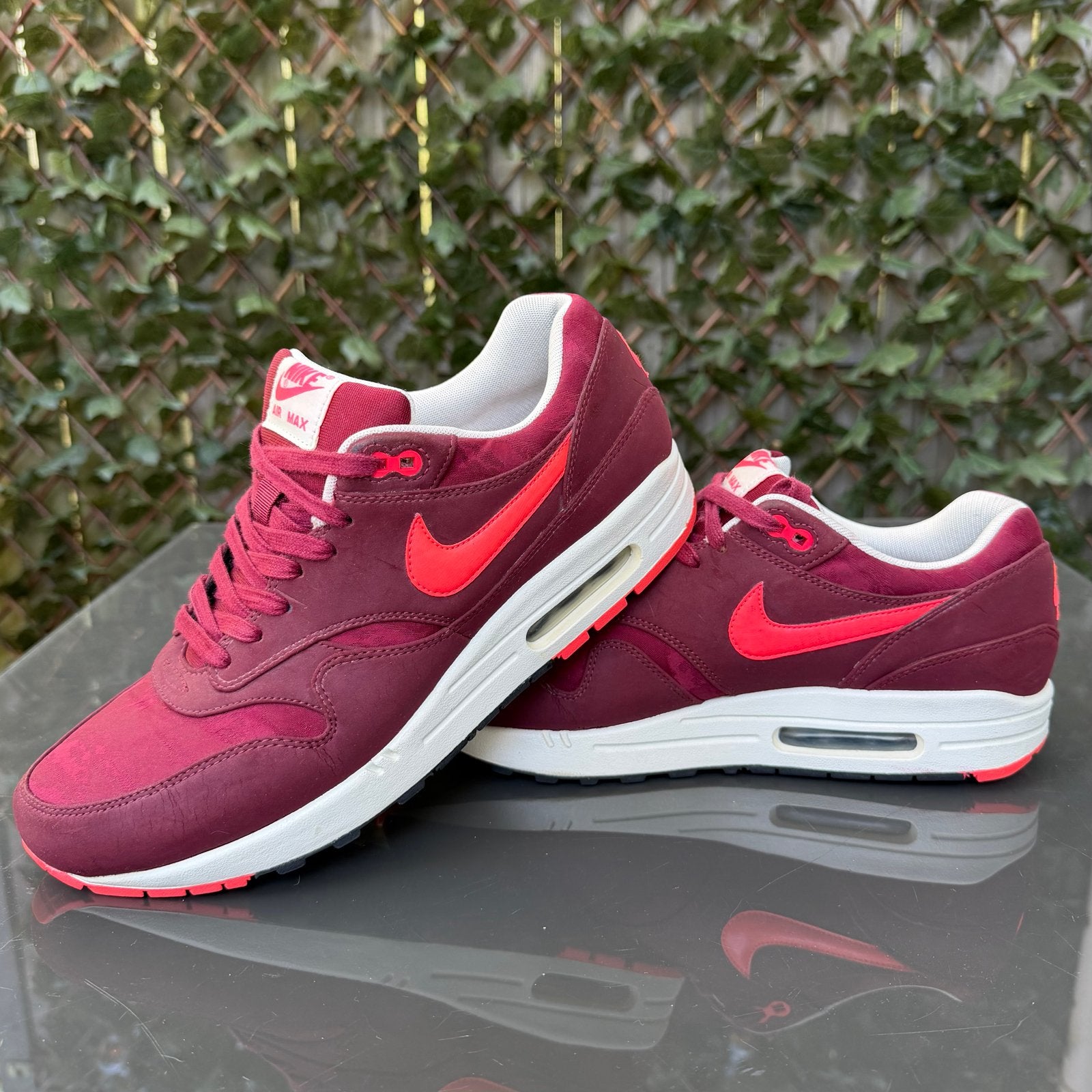 Nike Air Max 1 Jacquard Atomic Red - Maat 44.5, Ophalen of Verzenden, Gedragen, Overige kleuren, Sneakers of Gympen