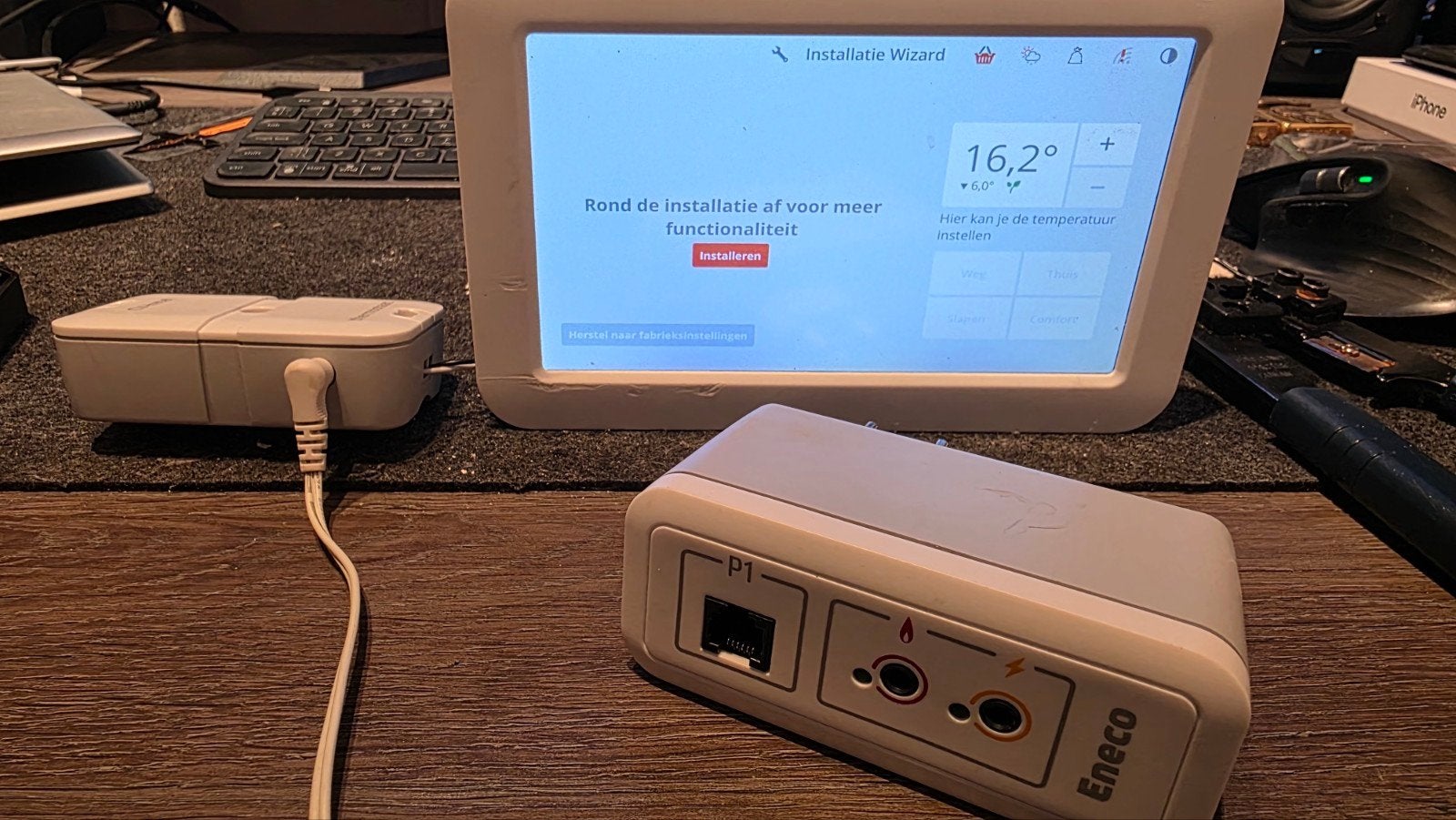 Eneco Toon thermostaat met P1 meter *rooted*, Ophalen, Slimme thermostaat, Gebruikt