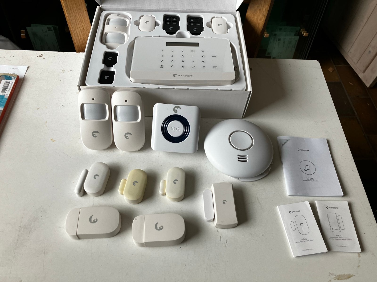 eTiger S6 Alarmsysteem met veel sensoren, Ophalen, Beweging, Zo goed als nieuw, Compleet systeem