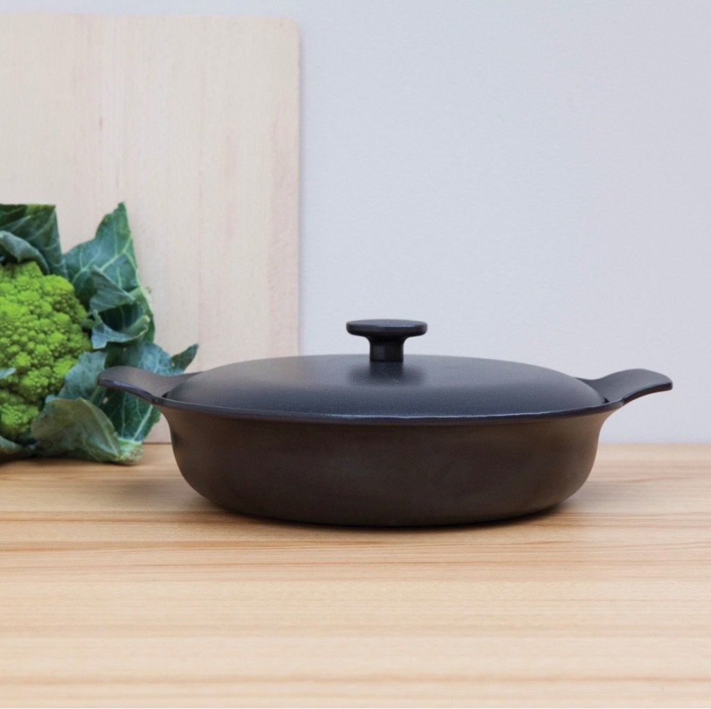 Nieuw-BergHOFF Ron Line Braadpan Zwart Gietijzer Deksel 28cm, Ophalen of Verzenden, Nieuw, Gietijzer, Koekenpan of Braadpan