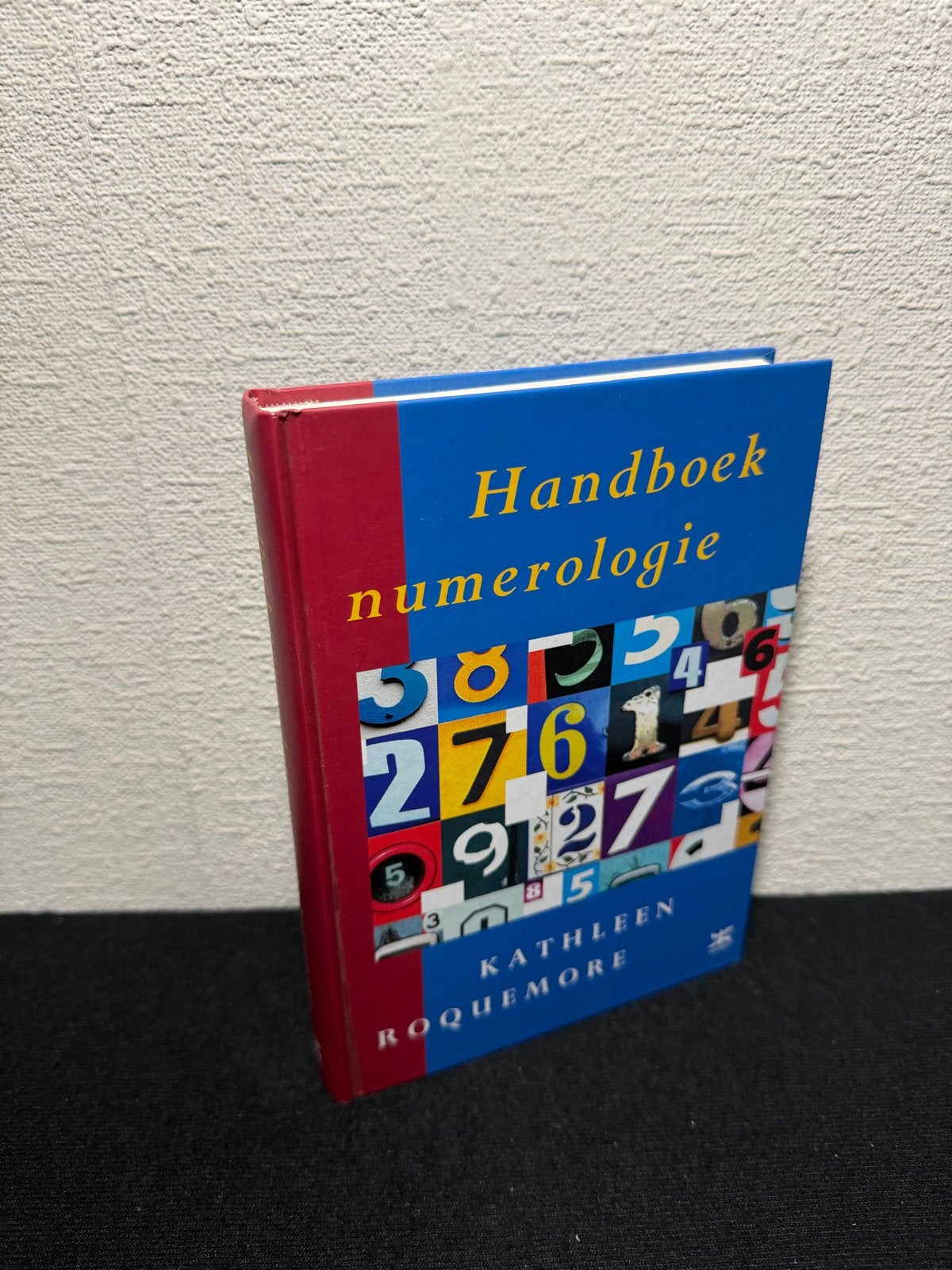 Handboek numerologie - Kathleen Roquemore, Boeken, Ophalen of Verzenden, Zo goed als nieuw, Spiritualiteit algemeen, Achtergrond en Informatie