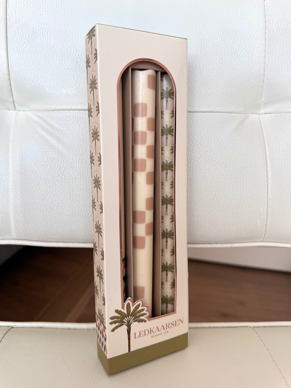 Set van 3 Ledkaarsen (dinerkaarsen) trendy print palmbomen, Ophalen of Verzenden, Nieuw, Kaars, Overige merken
