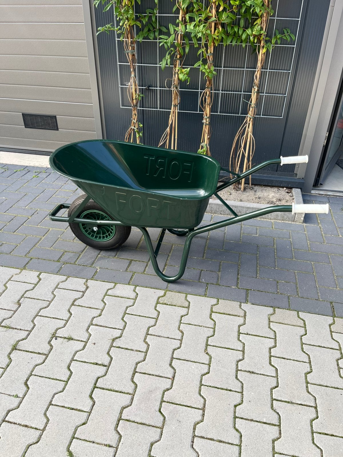 Nieuwe Fort kruiwagen, Ophalen, Nieuw