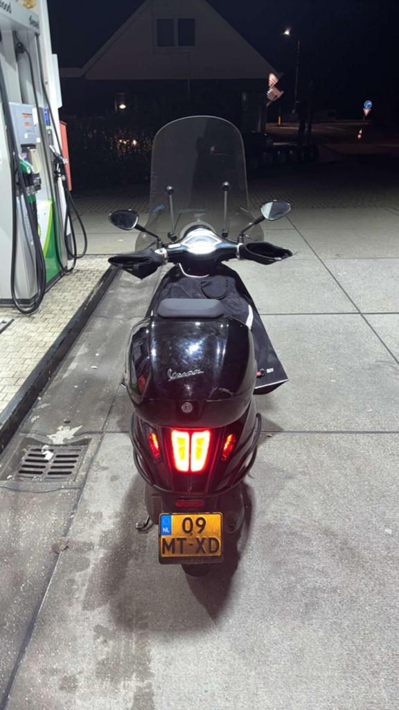 Vespa primevera 125 cc, Fietsen en Brommers, Gebruikt, Overige modellen, Maximaal 45 km/u, Ophalen of Verzenden