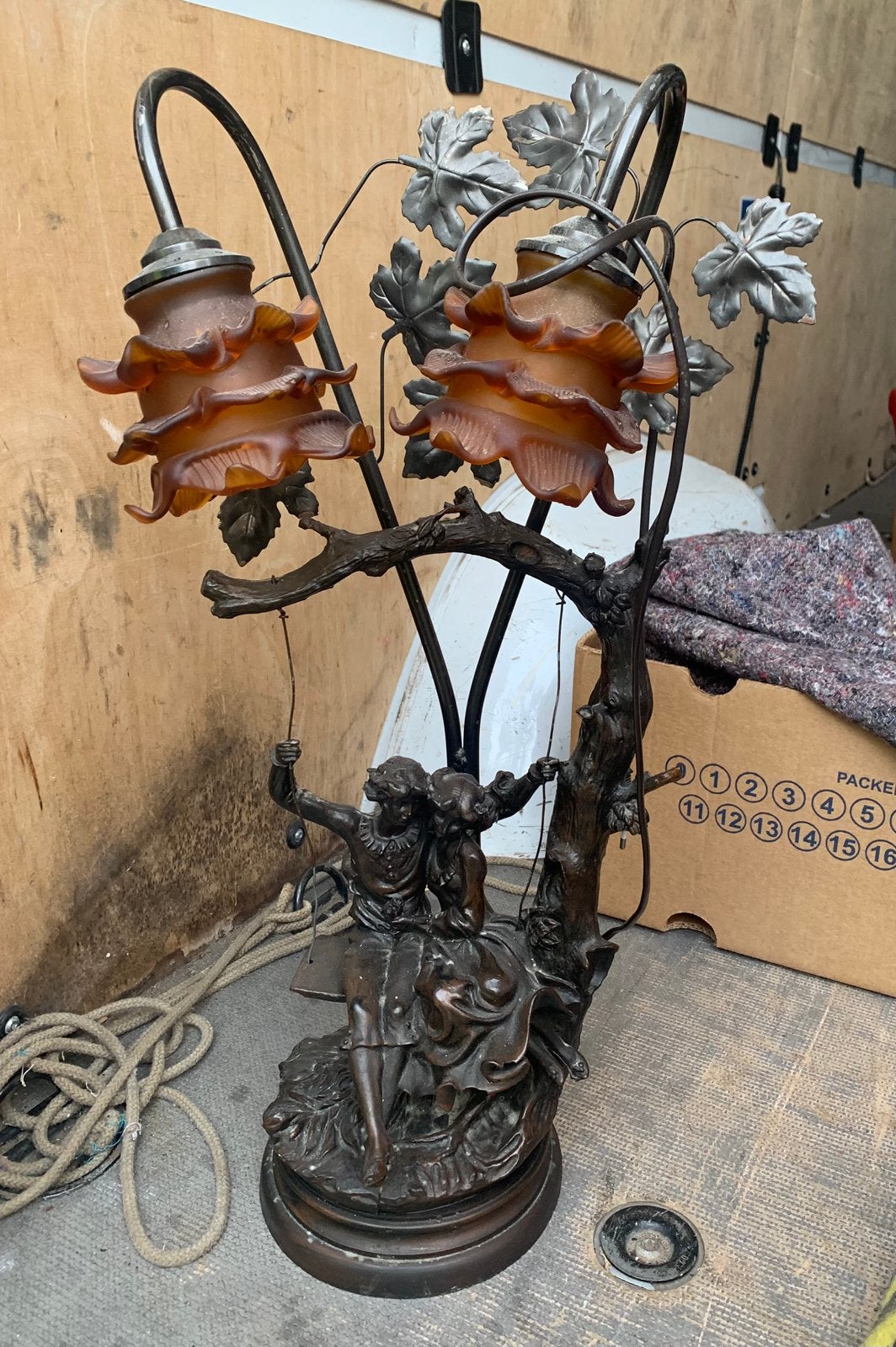 Lamp twee bronzen stijl art deco art nouveau tafellampen., Huis en Inrichting, Lampen | Tafellampen, Verzenden