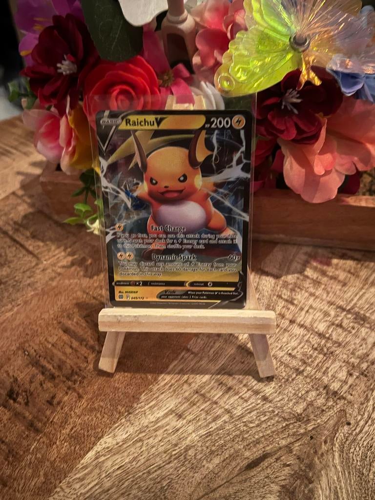 Pokémon V 11 stks RaichuV, GreedentV, Metagross V zie fotos, Ophalen of Verzenden, Zo goed als nieuw, Meerdere kaarten, Foil
