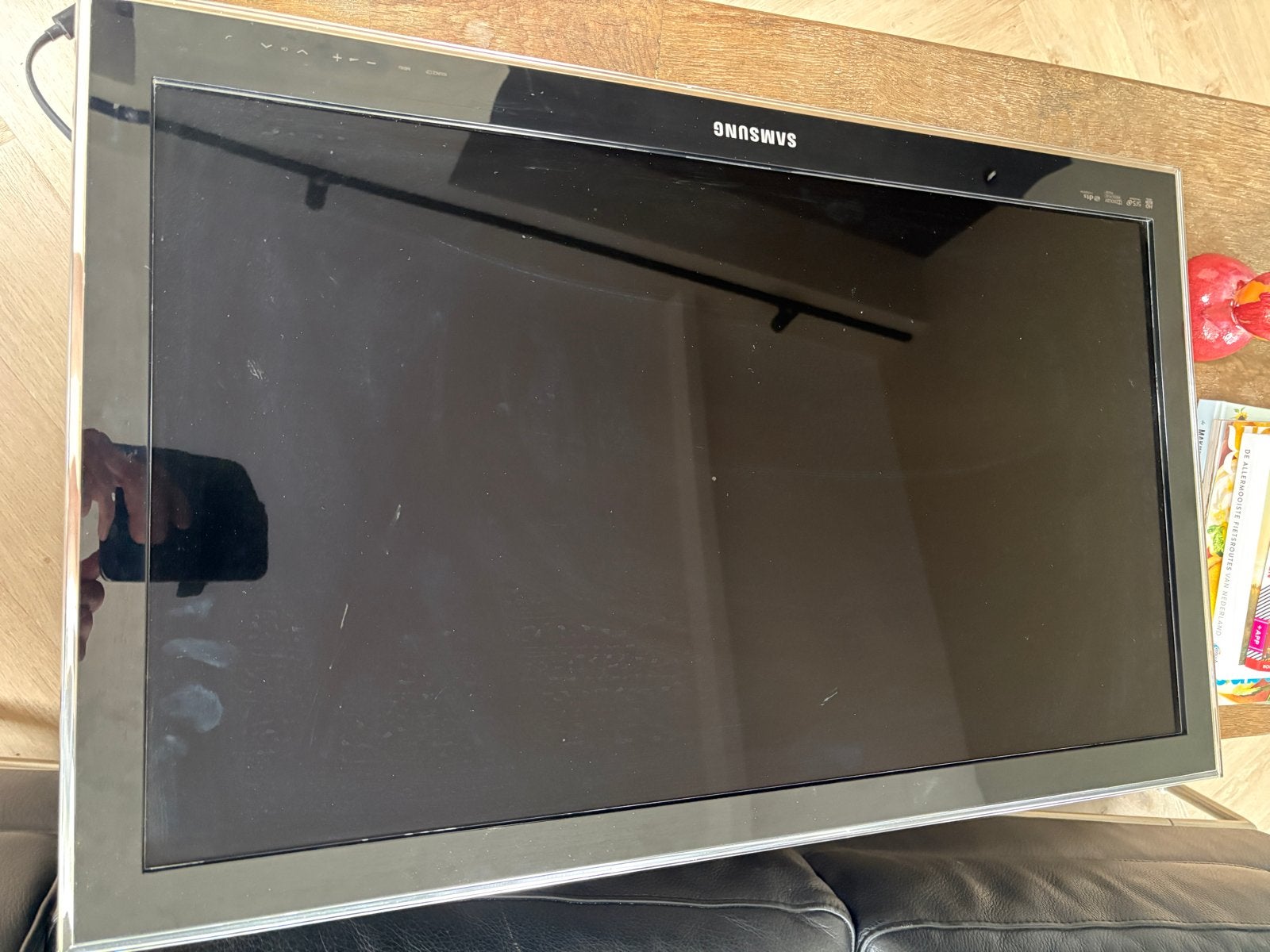 Samsung UE32C6000RW 32” + Vogel’s wandbeugel Full HD LED TV, 120 Hz, Samsung, Full HD (1080p), Gebruikt