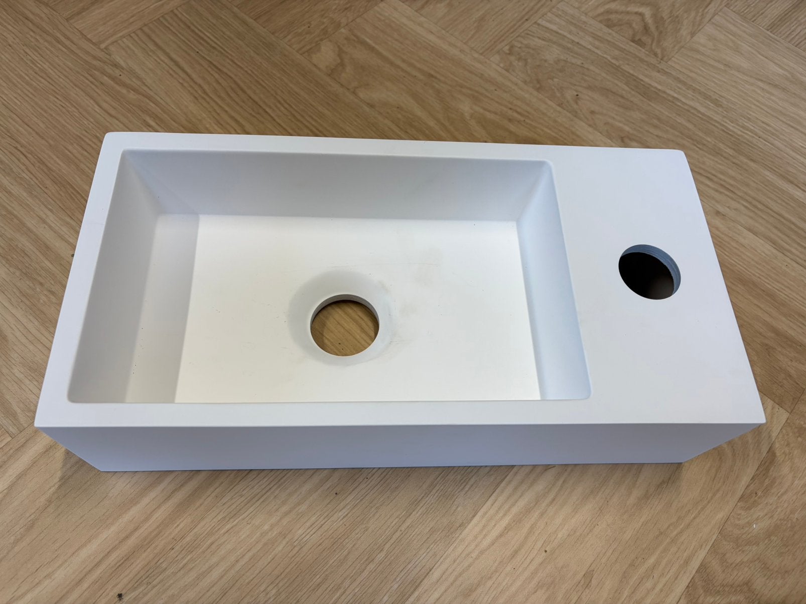 Royal Plaza Merlot Fontein 36x18x9 cm, Ophalen, Nieuw, Wastafel