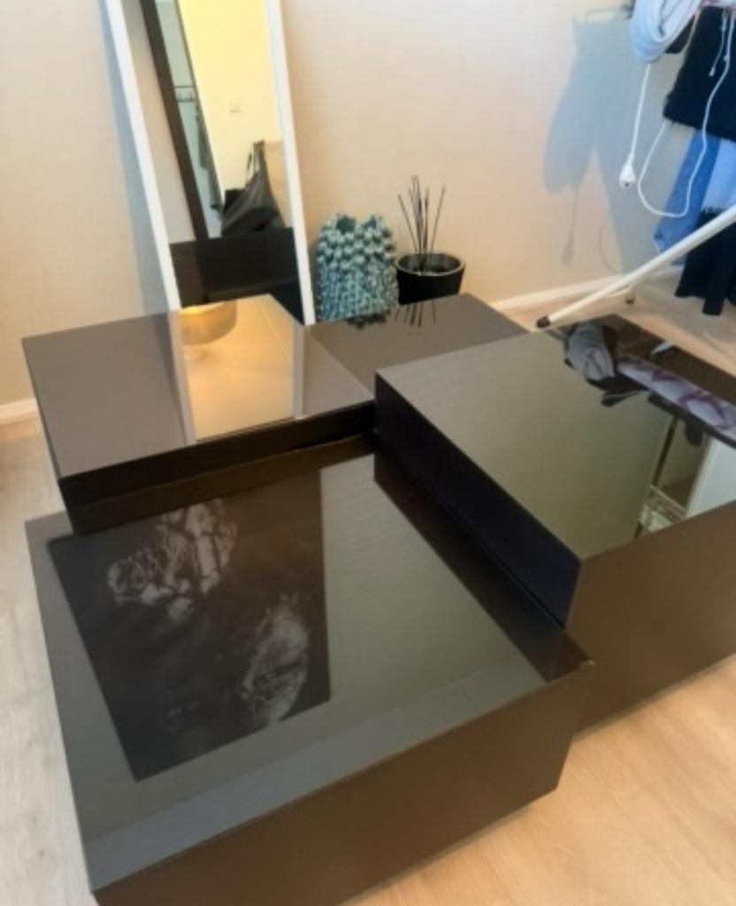 Salontafel van Driehoekmeubelen met glazen platen, Ophalen, Gebruikt, 100 tot 150 cm, 50 tot 100 cm