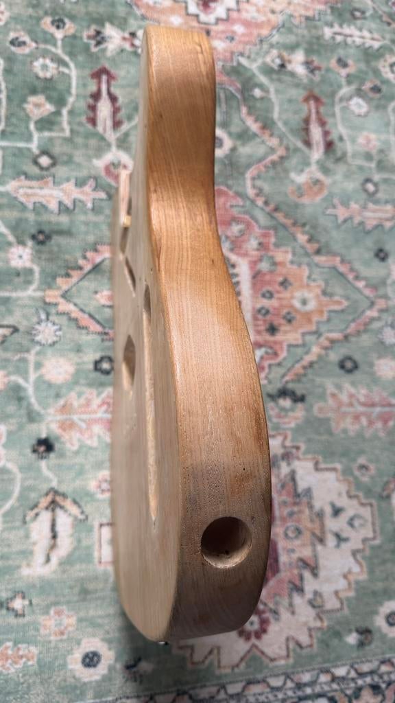 Niet afgewerkte USA Fender Alder body (Elshout), Muziek en Instrumenten, Verzenden, Gebruikt, Elektrische gitaar