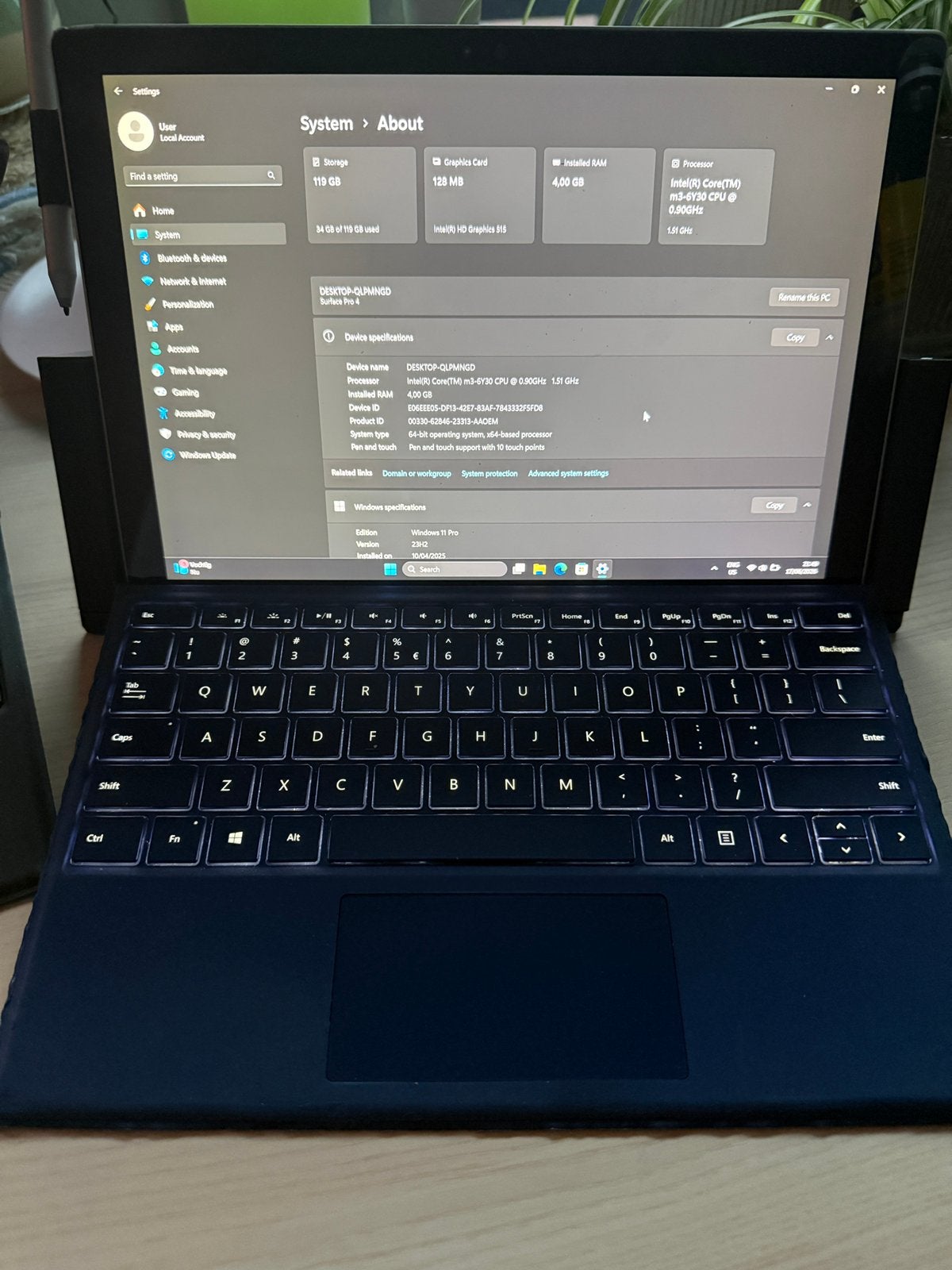 Surface Pro 4 M3-6Y30, Computers en Software, Ophalen, Gebruikt, Qwerty, 11 inch
