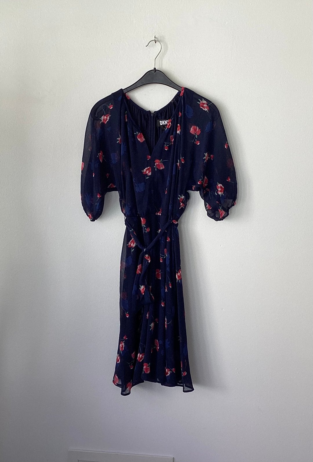 DKNY nieuwe jurk,mt S, Kleding | Dames, Verzenden, Nieuw, Maat 36 (S), Blauw
