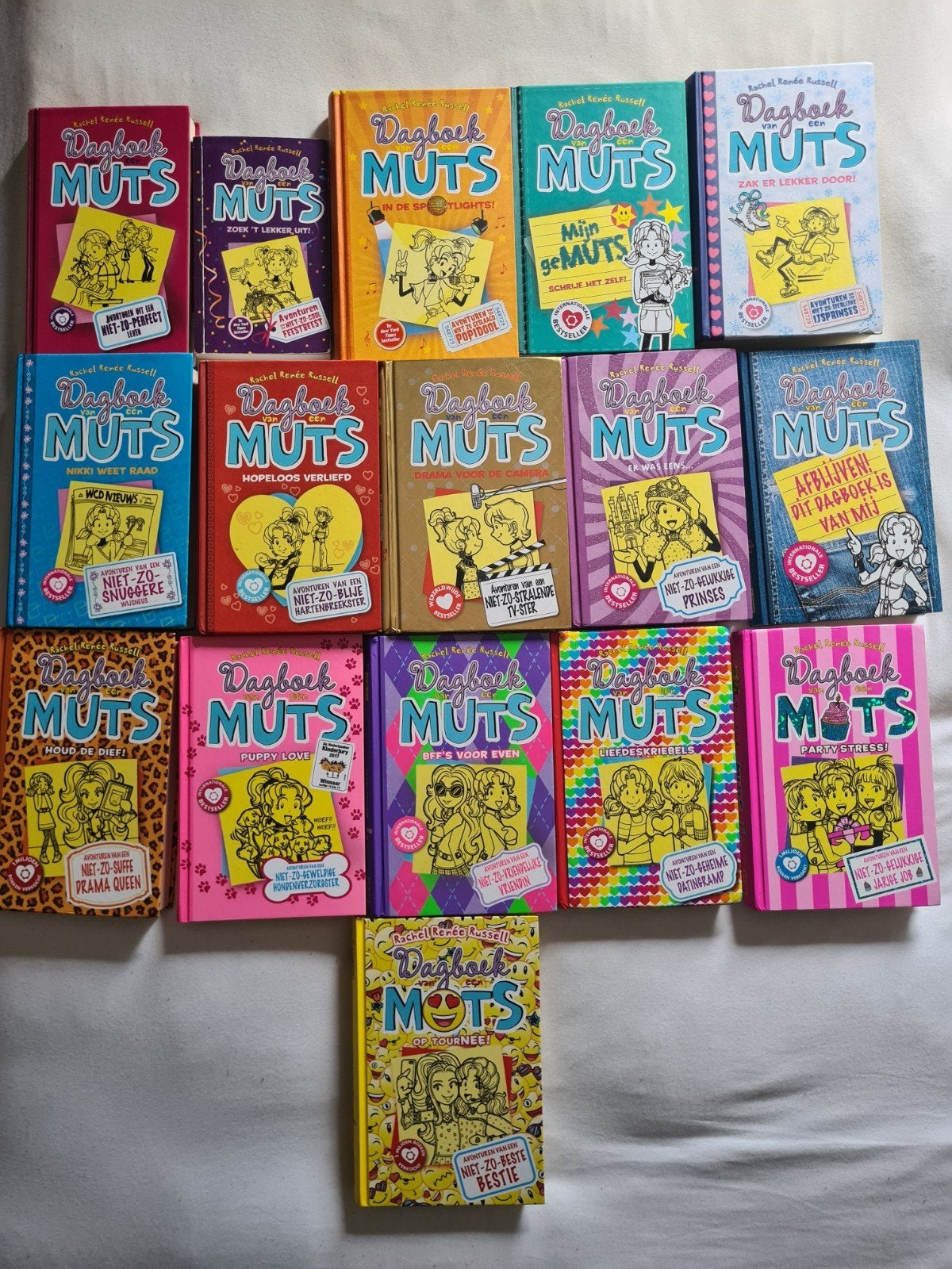 Dagboek van een Muts. Deel 1 t/m 14., Gelezen, Rachel Renée Russell, Ophalen of Verzenden, Fictie