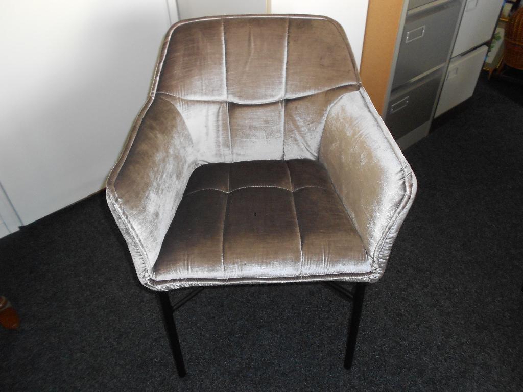 Fauteuil  velvet, Huis en Inrichting, Ophalen, Overige materialen, Minder dan 75 cm, Zo goed als nieuw