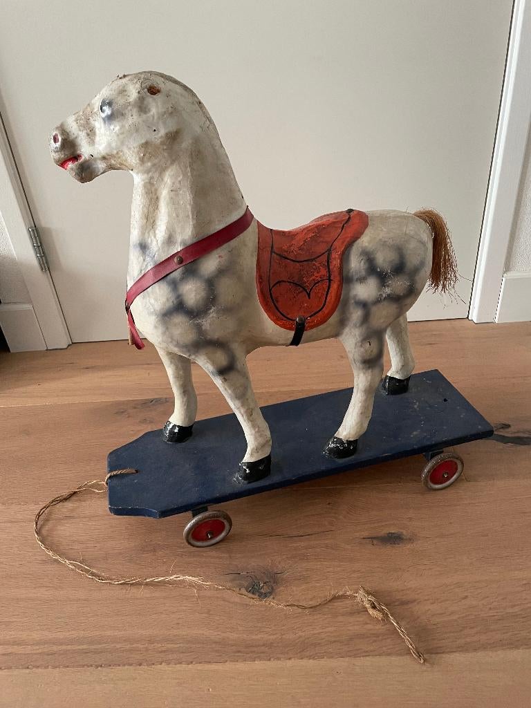 Vintage papier-maché paard op wieltjes jaren 30-40, Antiek en Kunst, Antiek | Speelgoed, Ophalen of Verzenden