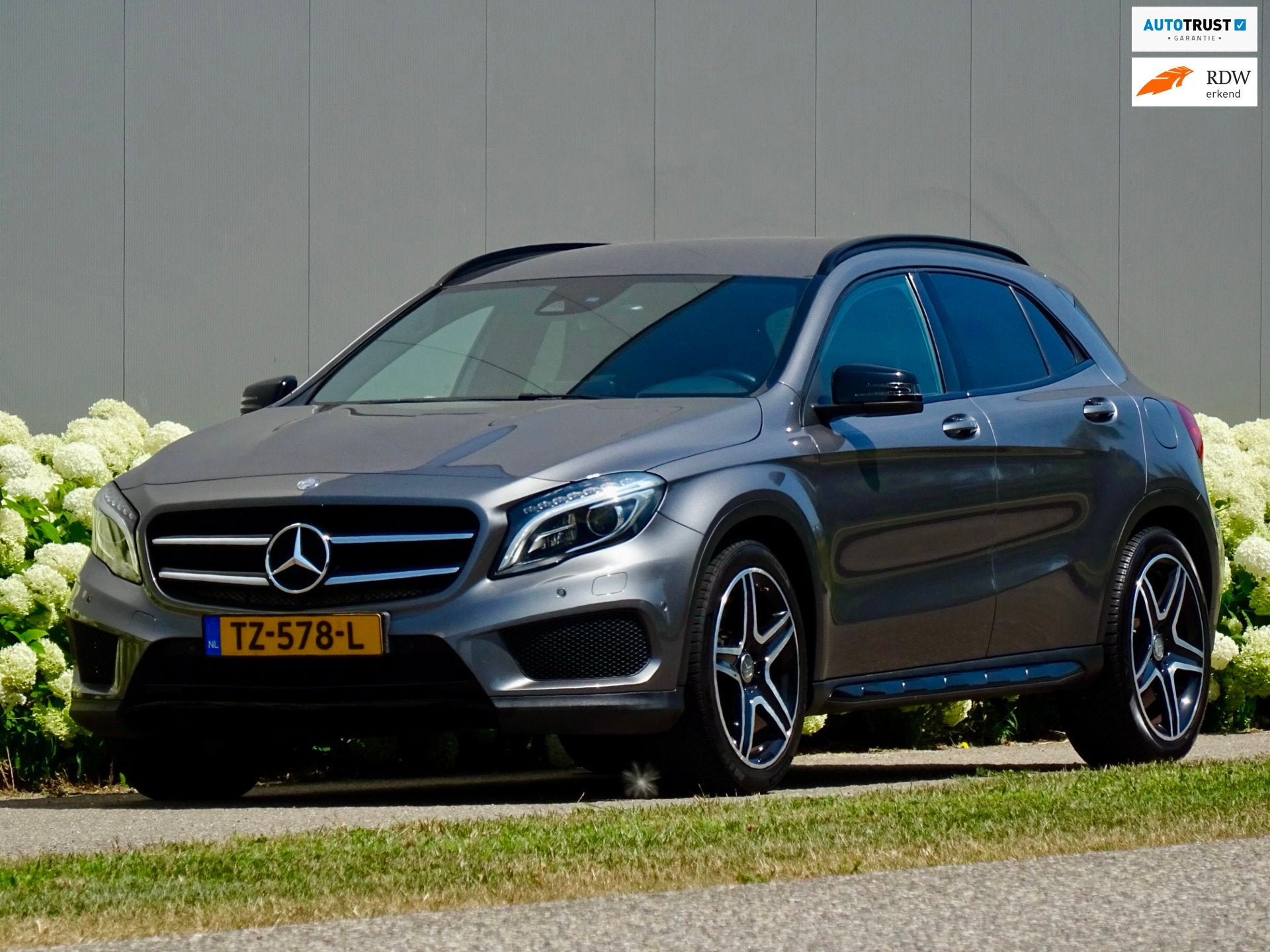 Mercedes-Benz GLA-klasse 250 4Matic /// AMG - Edition 1 ///, Auto's, Dealer onderhouden, 15 km/l, 4 cilinders, Bedrijf