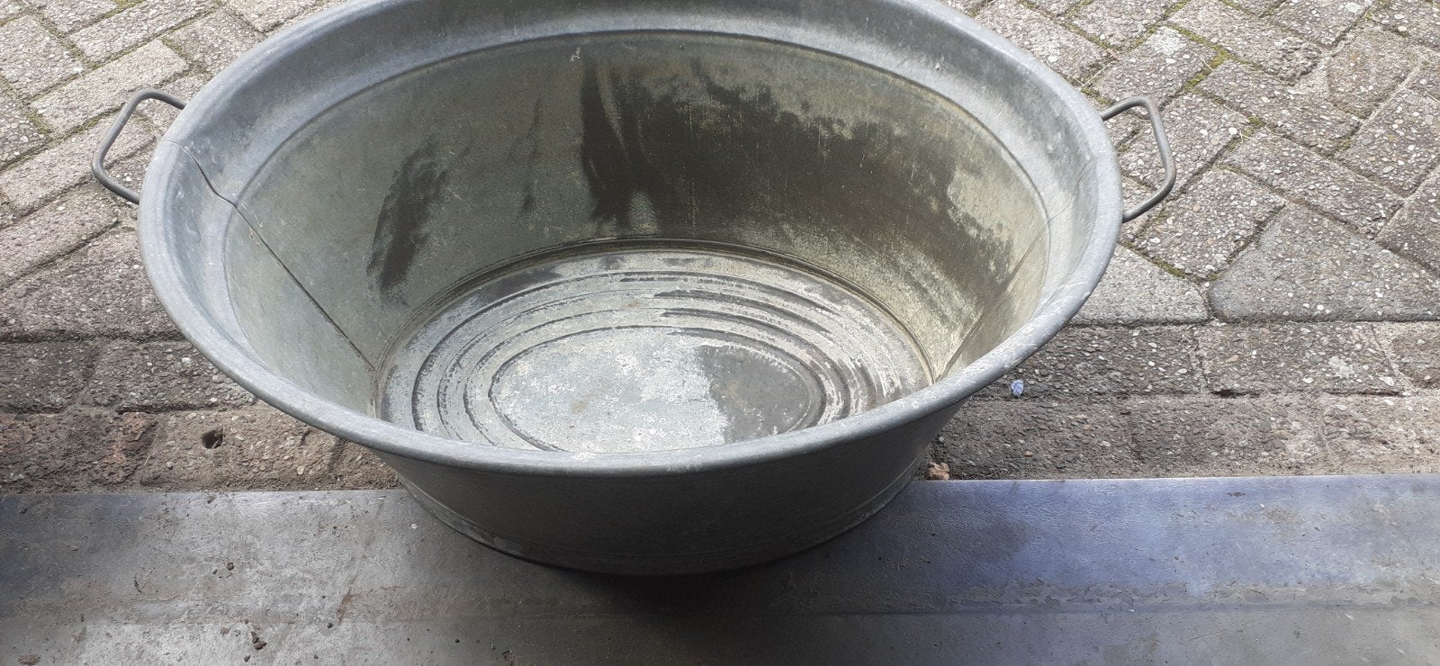 2 gebruikte verzinkte waterkuipen / zinken teilen, Ophalen of Verzenden