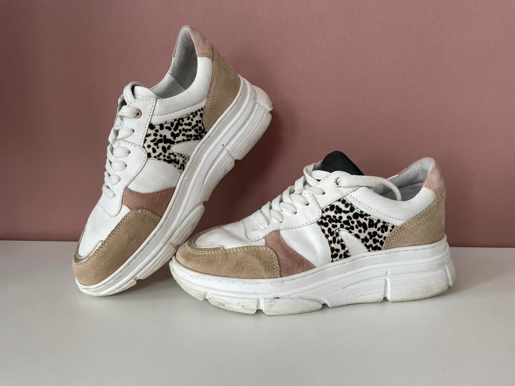 SUB55 sneakers (39), Ophalen of Verzenden, Zo goed als nieuw, Wit, Sneakers of Gympen