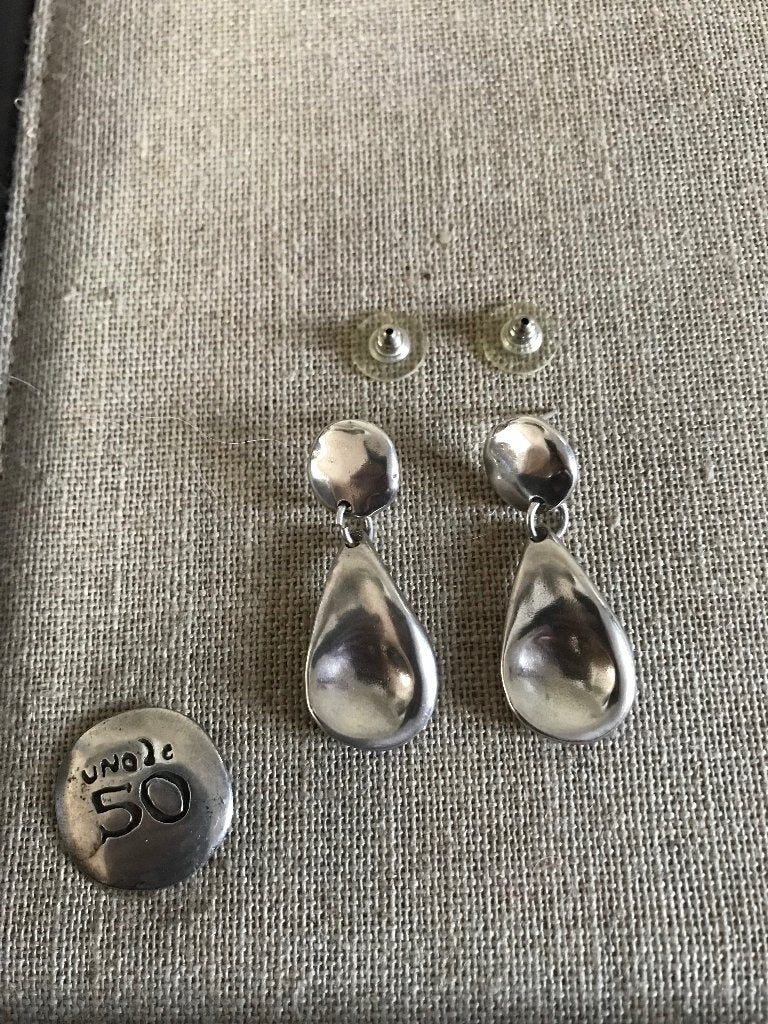 Uno de 50 oorbellen (113) druppels modern (oudjes), Sieraden, Tassen en Uiterlijk, Oorbellen, Overige materialen, Nieuw, Ophalen of Verzenden
