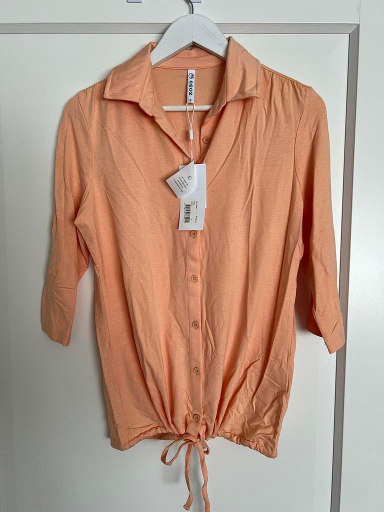 Nieuwe oranje blouse met knoopdetail - Maat S, Kleding | Dames, Verzenden, Nieuw, Maat 36 (S), Oranje