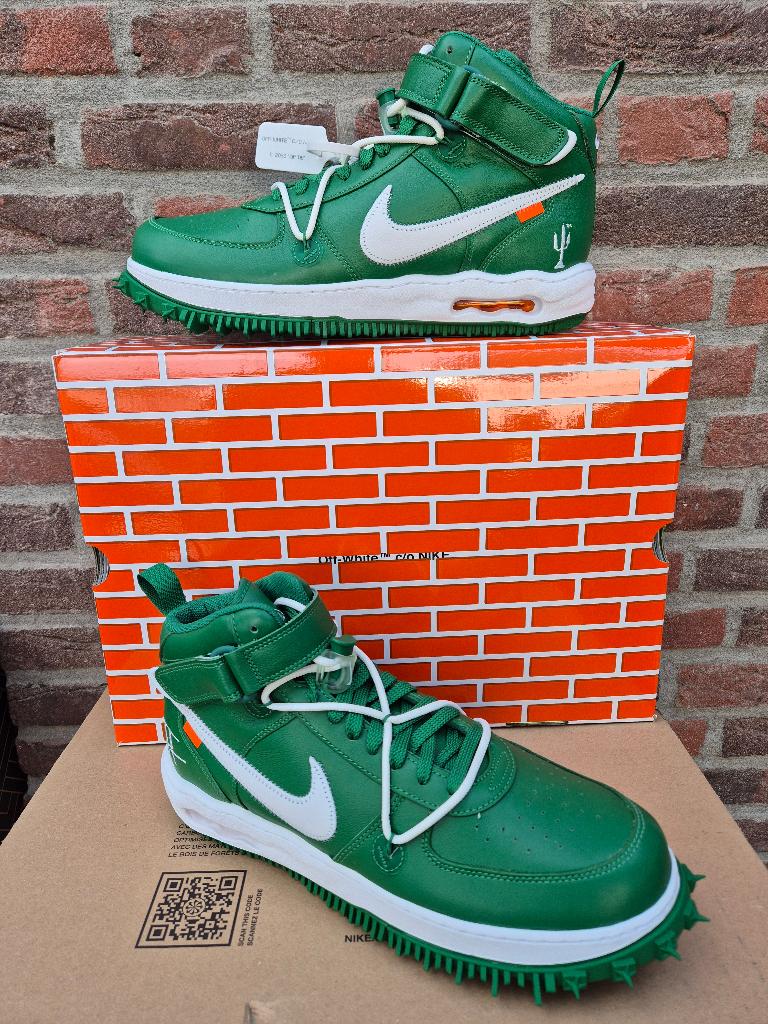 OFF-WHITE x NIKE AIR FORCE 1 MID "PINE GREEN" (2023) - nieuw, Kleding | Heren, Schoenen, Overige kleuren, Nieuw, Ophalen of Verzenden