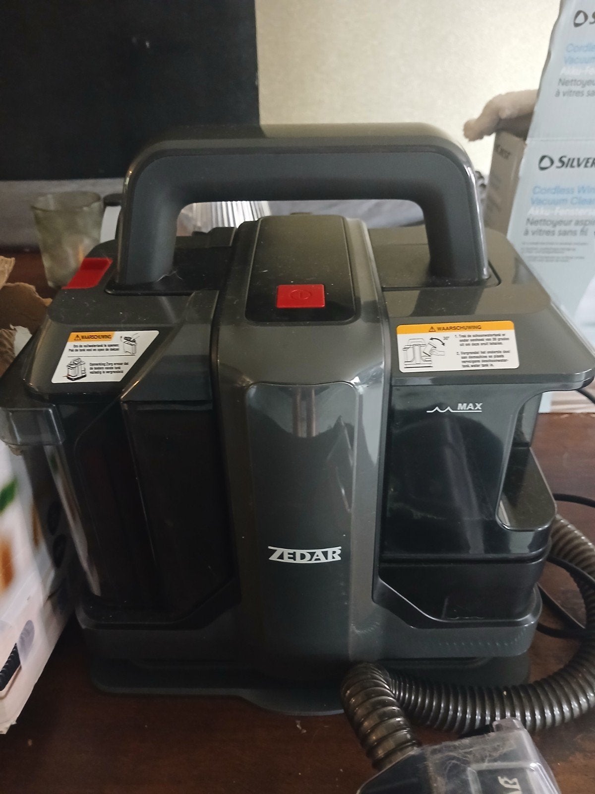 ZEDAR C600 Vlekkenreiniger Zwart - Compact en Krachtig, Overige merken, Ophalen of Verzenden, Zo goed als nieuw, Vloerreiniger