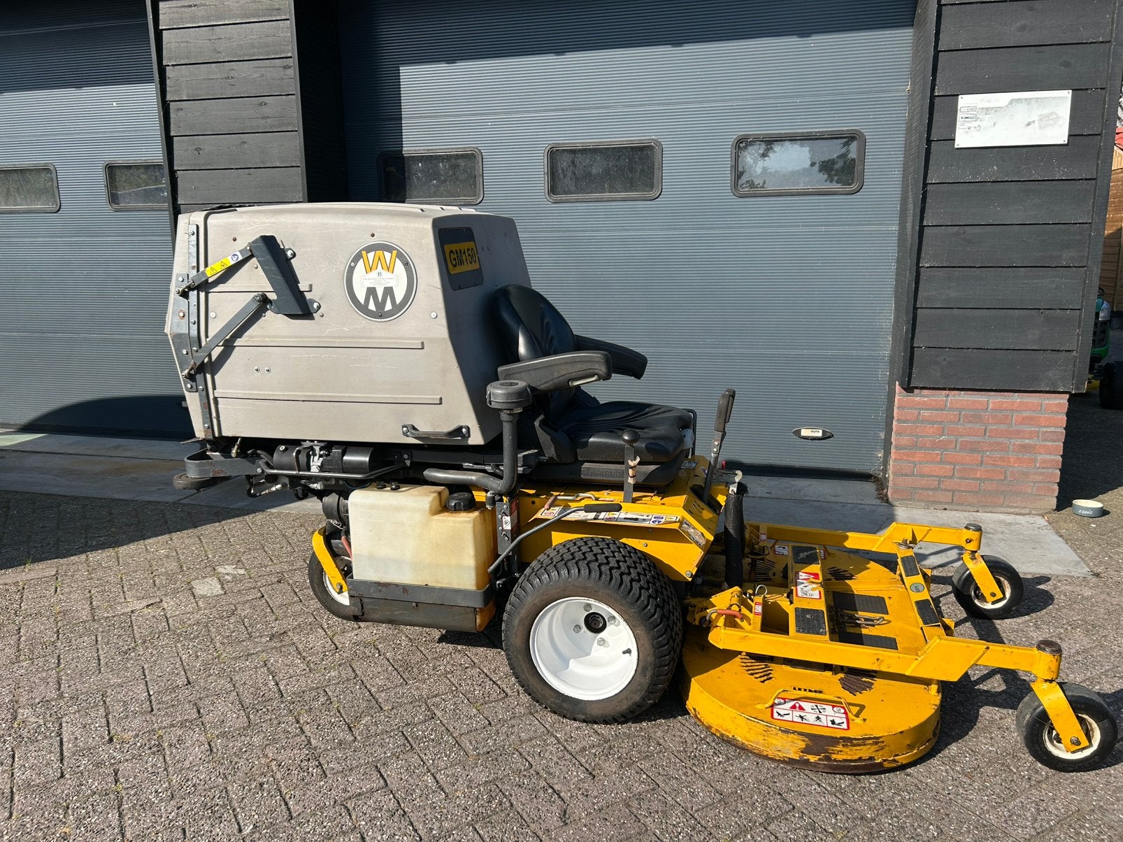 T.k. Walker zitmaaier met opvangbak, Tuin en Terras, Zitmaaiers, Ophalen, Gebruikt, Opvangbak, 90 tot 120 cm