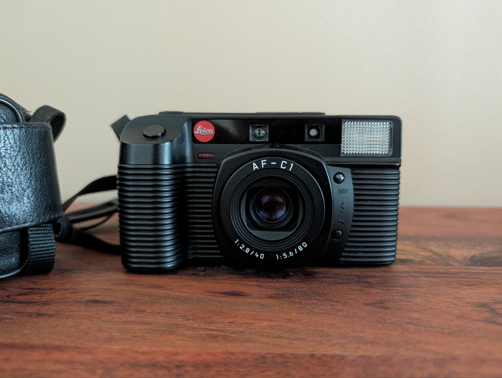 Leica AF-C1 Compact Camera met Originele Case, Audio, Tv en Foto, Fotocamera's Analoog, Gebruikt, Compact, Leica, Ophalen of Verzenden