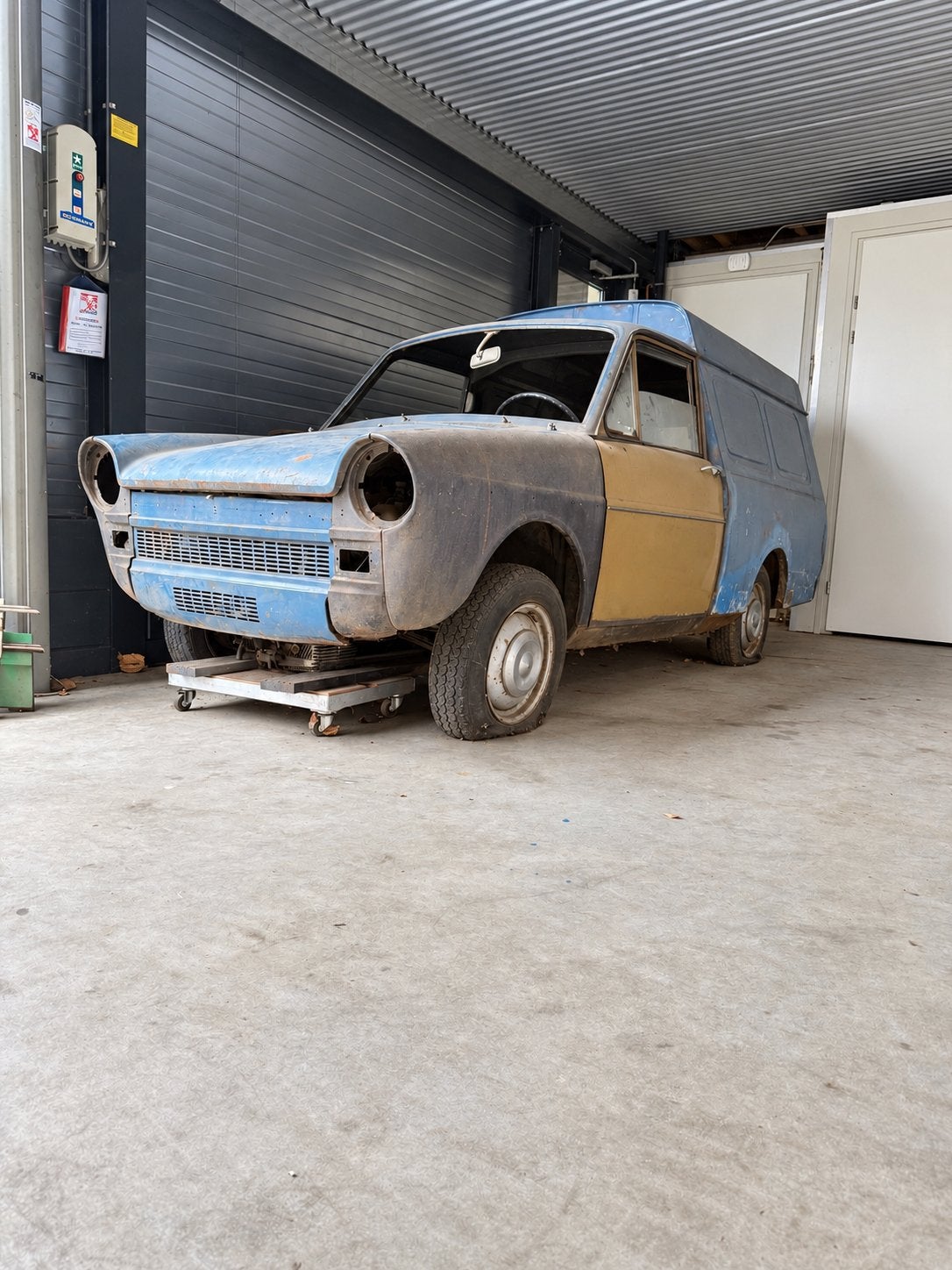 zeer zeldzame DAF 33 Bestel Variomatic – restauratieproject, Auto's, Origineel Nederlands, Daf, 746 cc, 710 kg