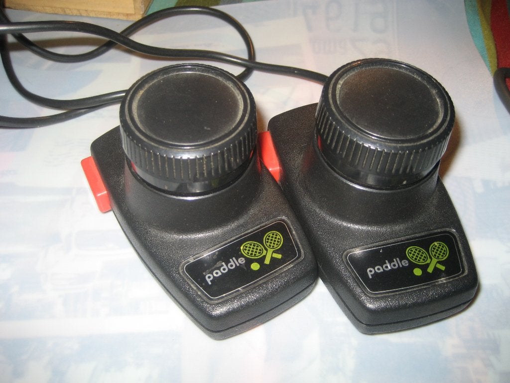 Atari Joy game paddles 2 x, Gebruikt, 2 spelers, Ophalen of Verzenden, Vanaf 3 jaar