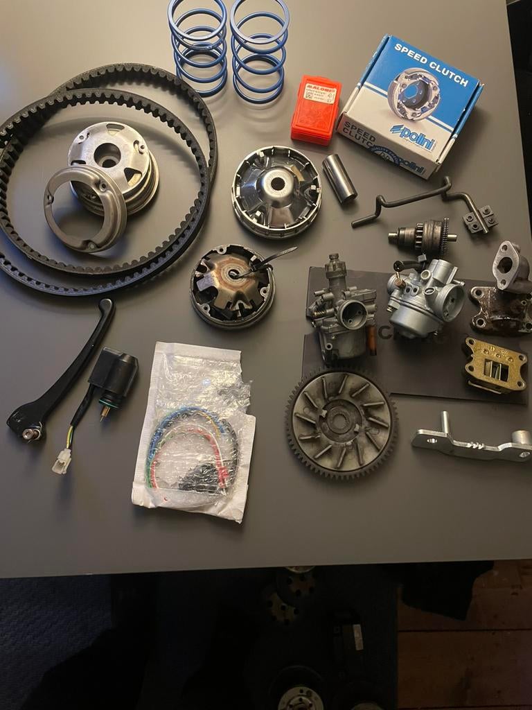Super veel piaggio 2t , peugeot onderdelen, Ophalen, Zo goed als nieuw, Overige typen, Peugeot