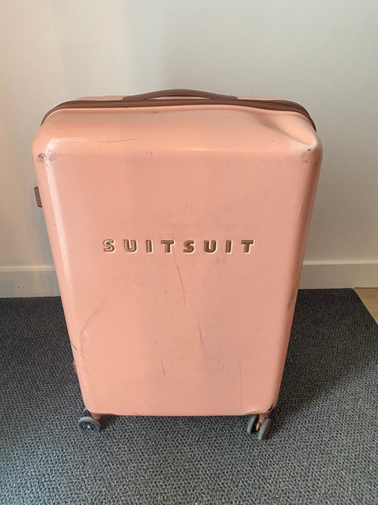 Grote koffer suitsuit, lichtroze, met cijferslot €50, Ophalen, Hard kunststof, 45 tot 55 cm, Zo goed als nieuw