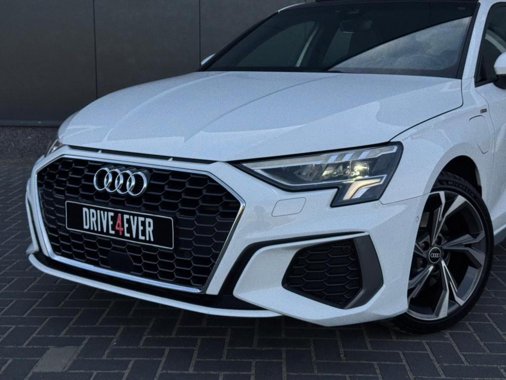 Audi A3 Sportback 40 TFSI e 3x S Line FULL PANO NAVI CAMERA, Automaat, Gebruikt, 4 cilinders, 150 pk