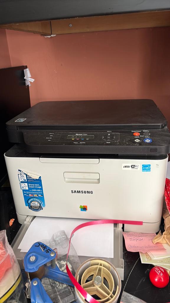 Samsung kleurenlaserprinter incl cartridges, Computers en Software, Printers, Gebruikt, Printer, Ophalen of Verzenden, Laserprinter