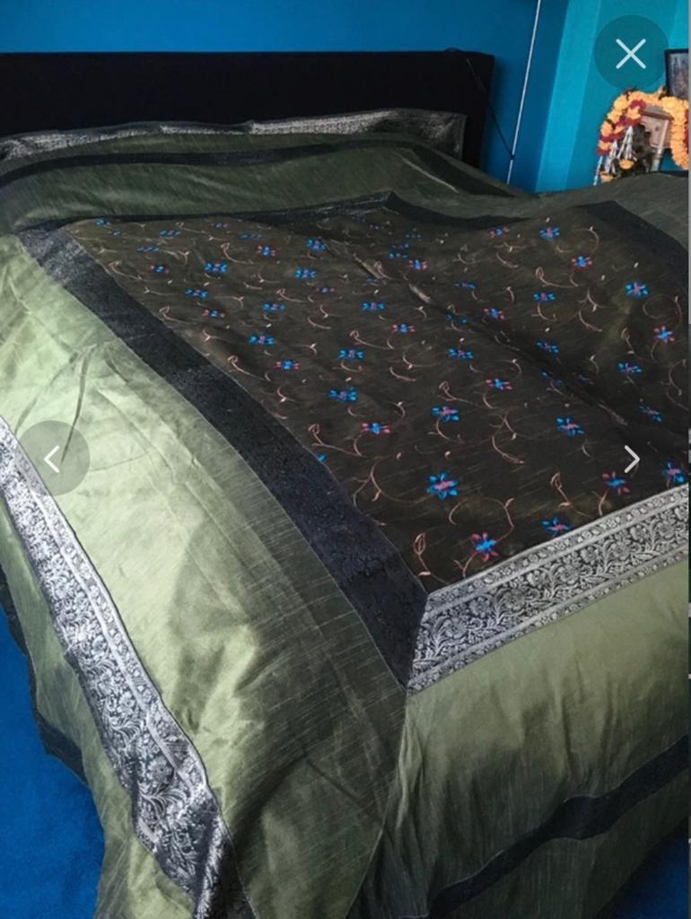 Handgemaakte sprei met kussenhoezen uit India., Ophalen of Verzenden, Zo goed als nieuw